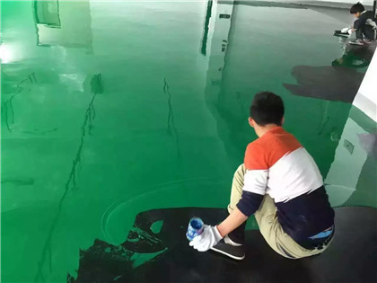 泸定下面给你一份环氧地坪漆施工的完整流程